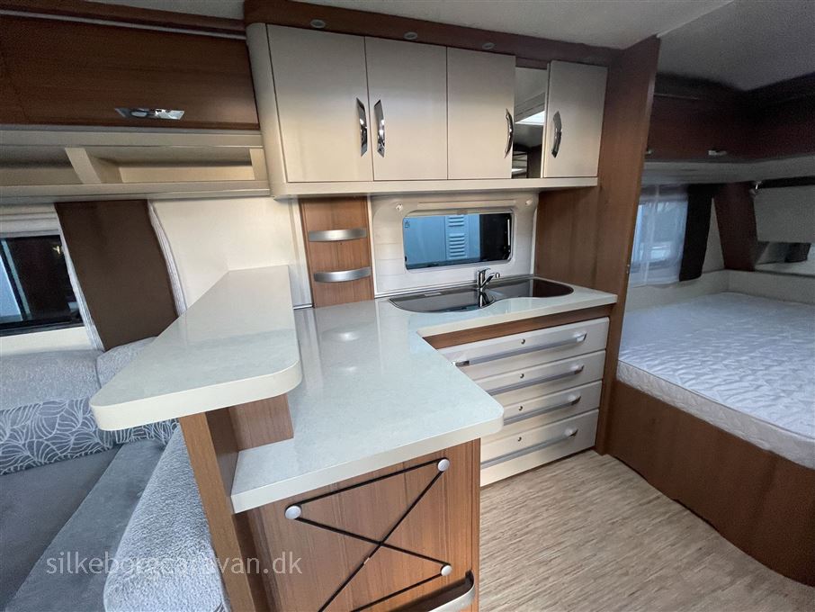 Hobby Premium 560 CFe